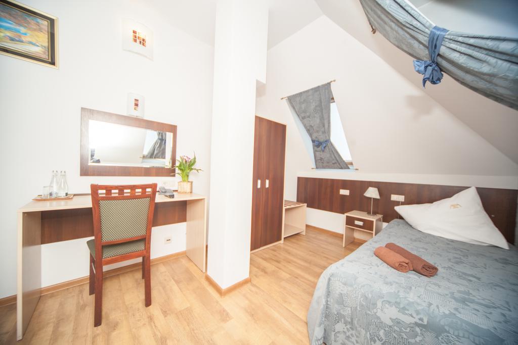 Hotel Ada Wiekszyce Eksteriør billede